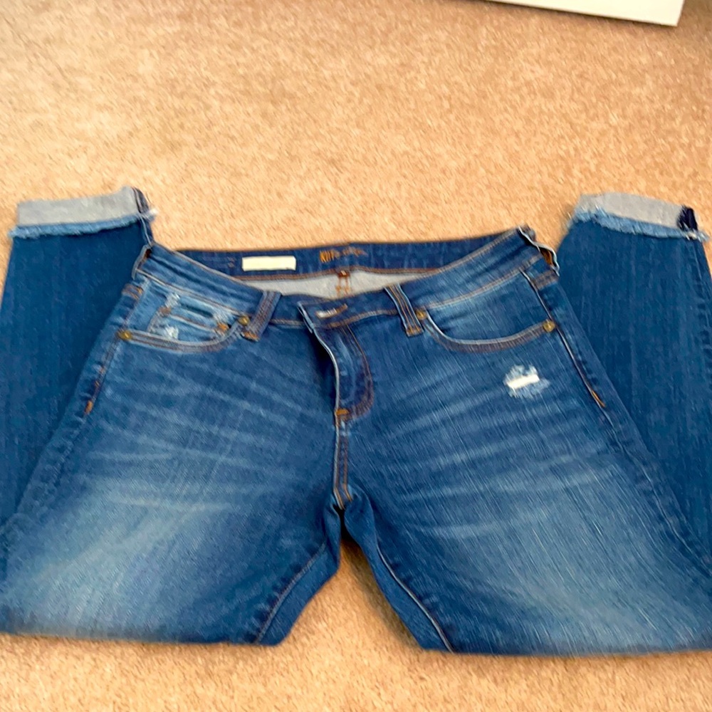 NWOT - never worn.  Kut from the Kloth Connie Ankle skinny jeans size 8